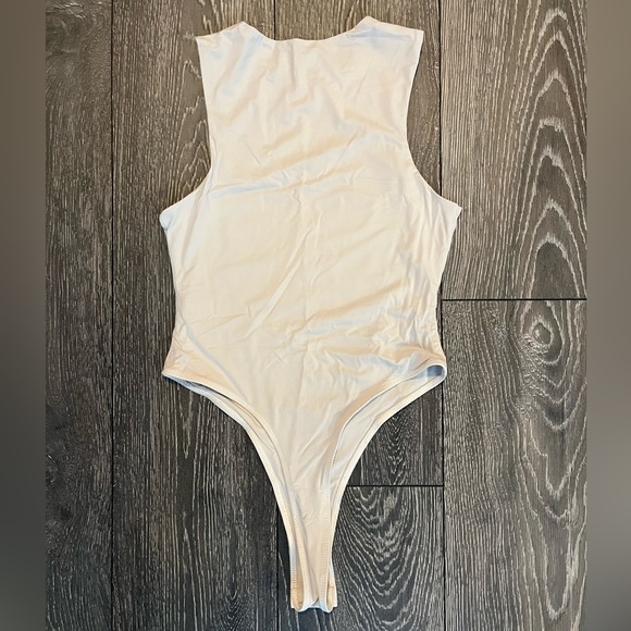 Shein: Tank top-body suit - Picture 3 of 3
